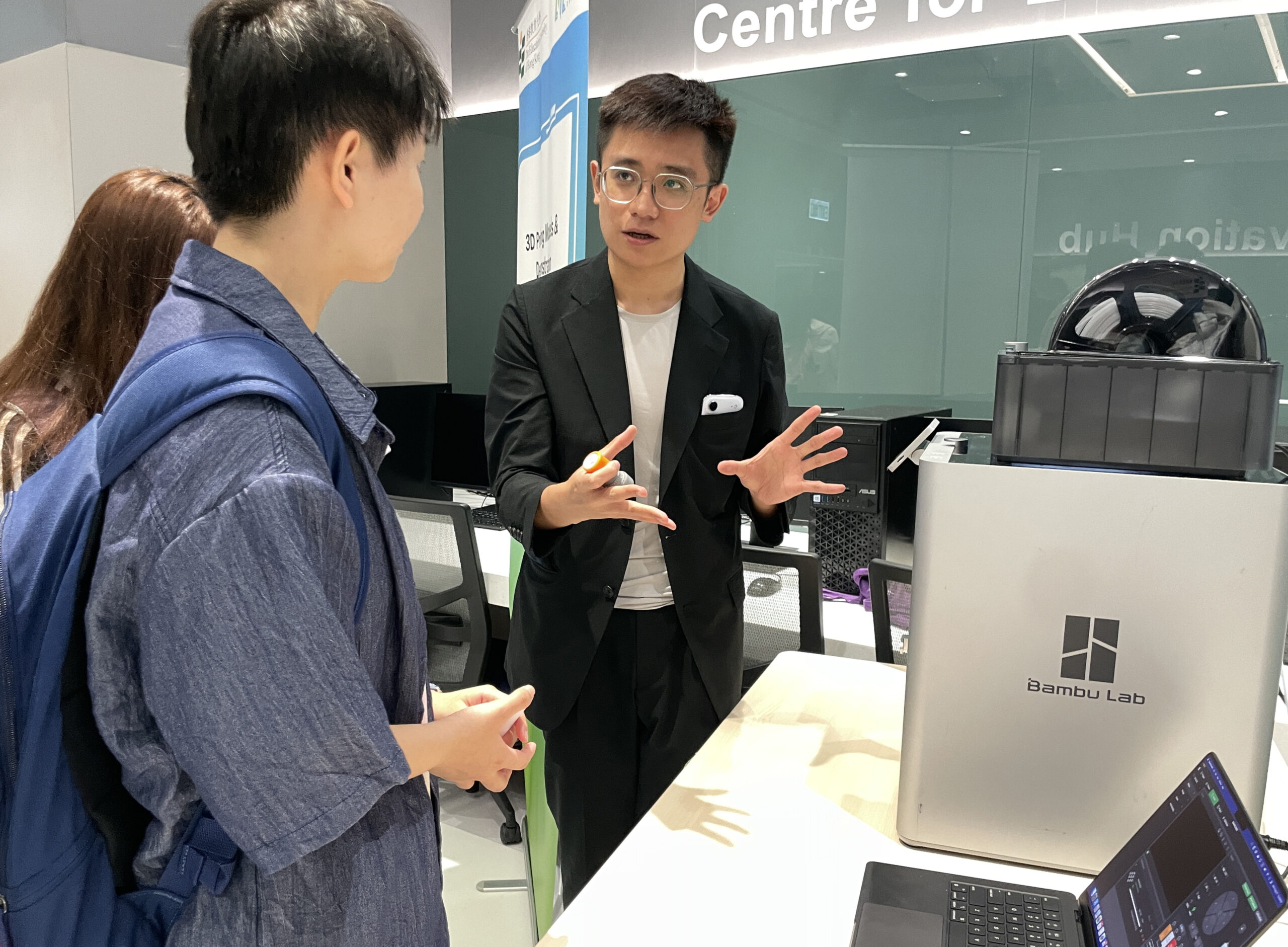 Humanoid Robot Debuts at EdUHK LTTC Roadshow: 42 Educational‑Technology Workshops Open for Registration